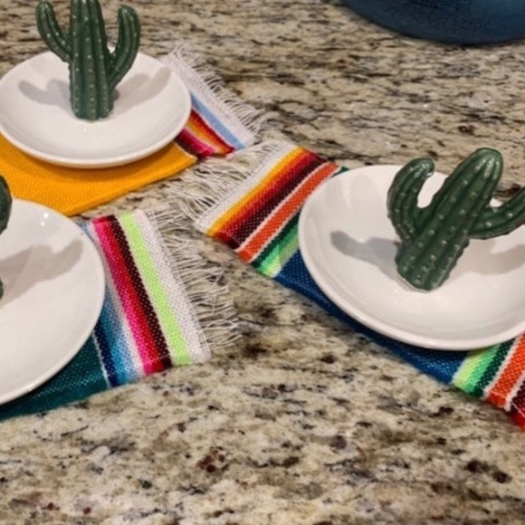 Mini Cactus Lime Plates - Picture 4 of 5